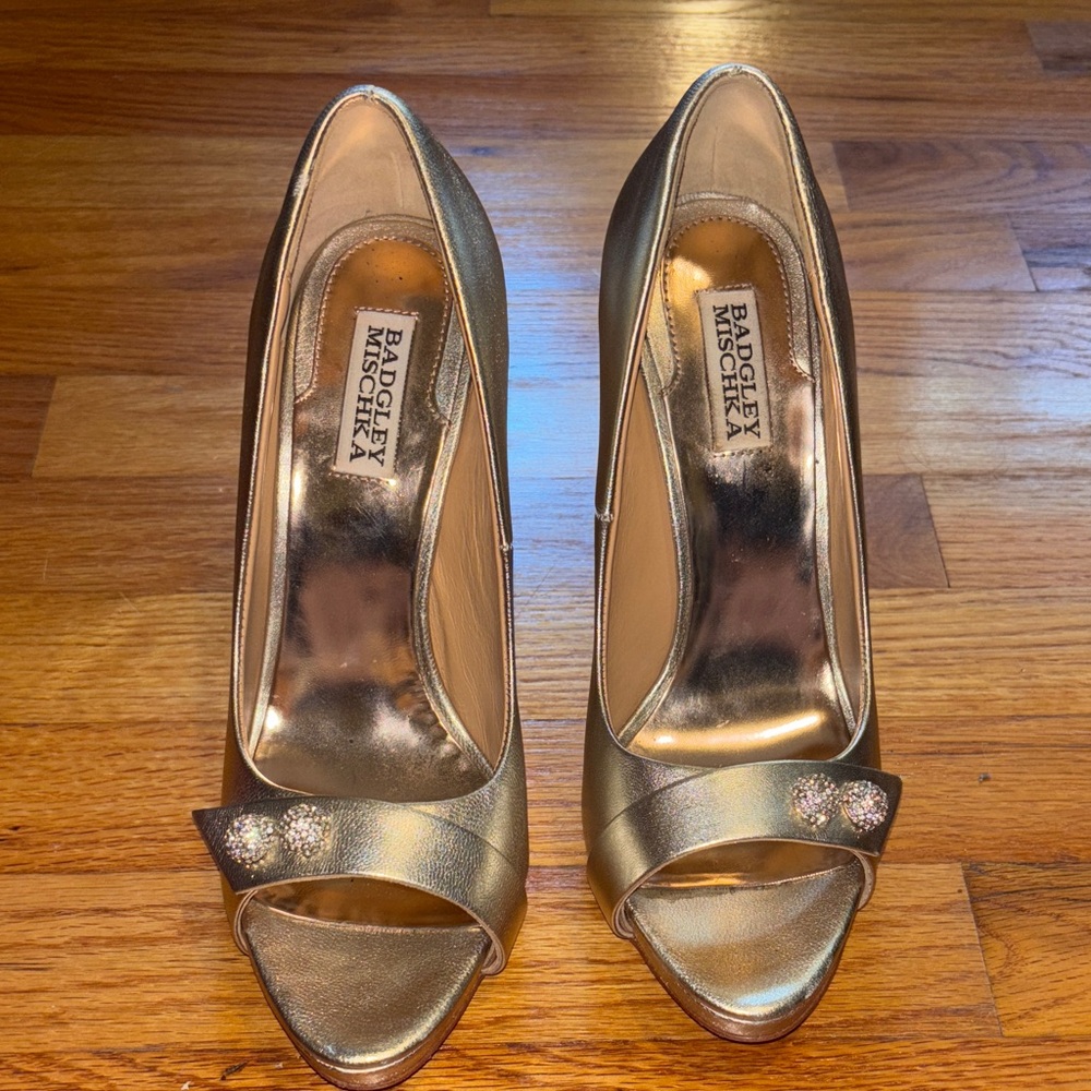 Badgley Mischka Metallic Gold Heels